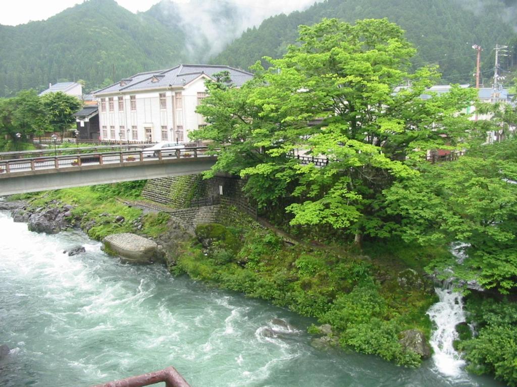 Miharaya Ryokan Gujō Exterior foto